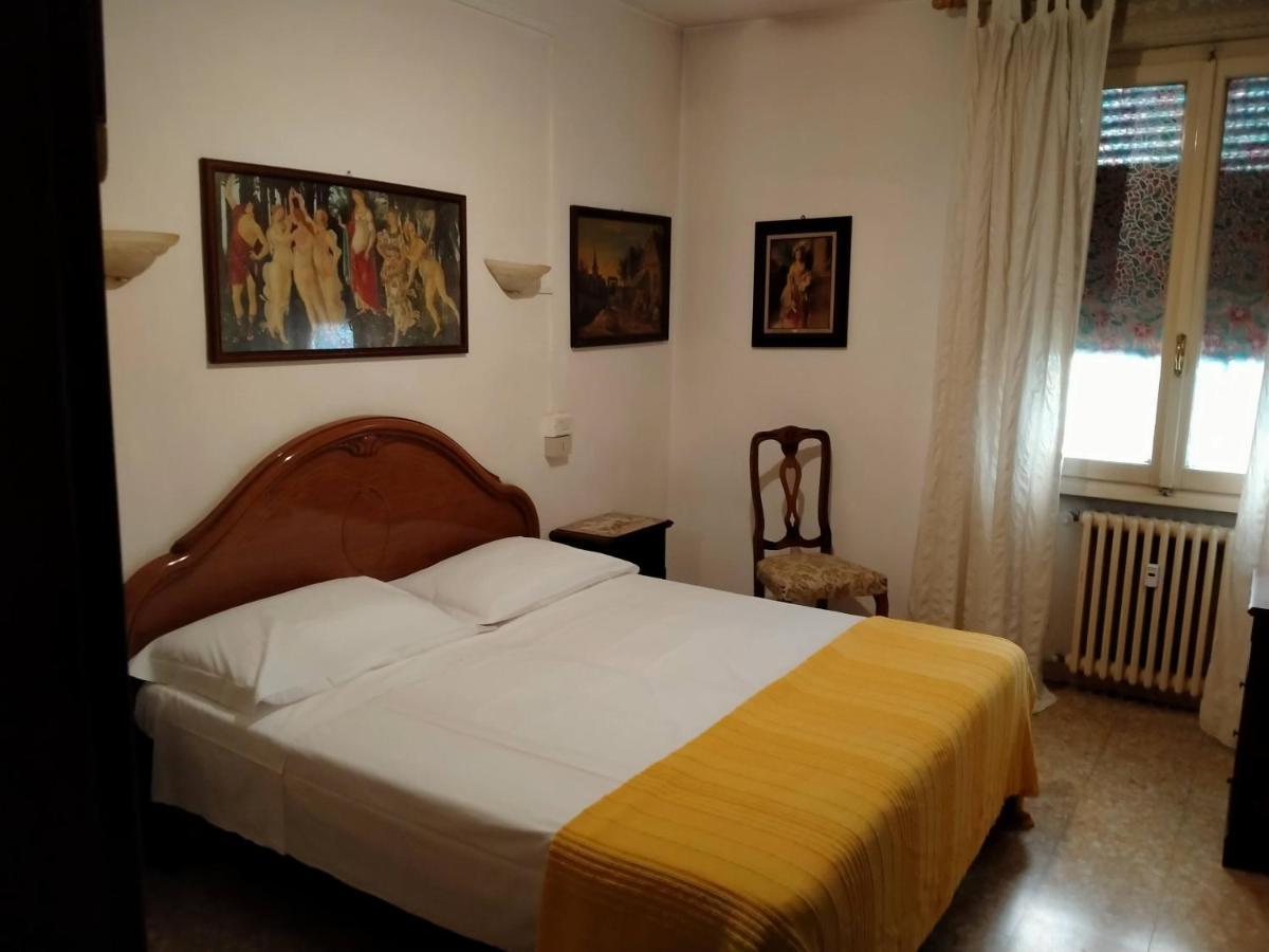 Hotel San Carlo Санта-Кроче-суль-Арно Экстерьер фото